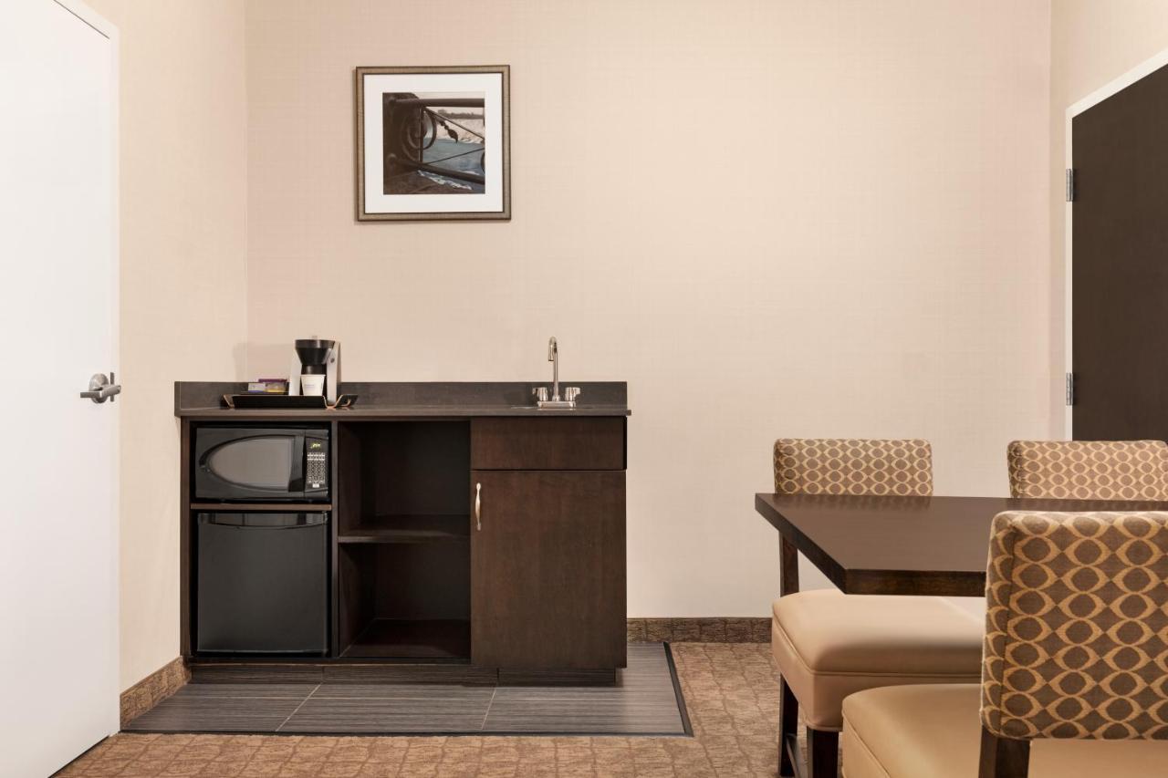 Wyndham Garden Niagara Falls Fallsview Buitenkant foto