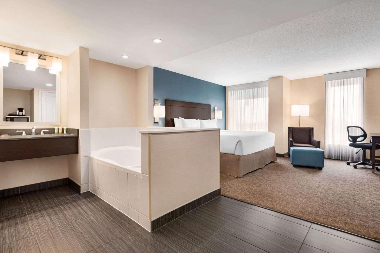 Wyndham Garden Niagara Falls Fallsview Buitenkant foto
