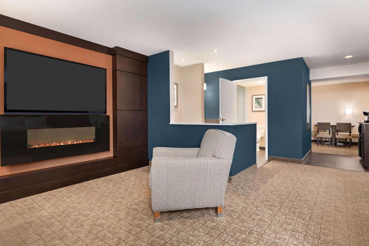 Wyndham Garden Niagara Falls Fallsview Buitenkant foto